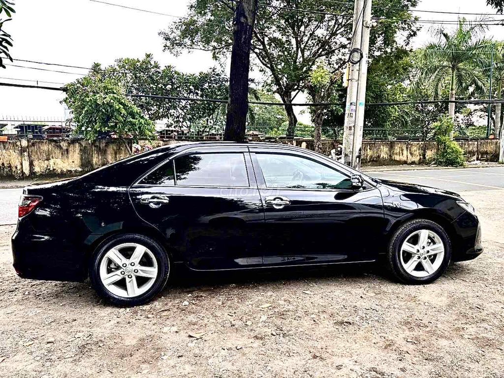 Toyota Camry 2016 2.5Q - 20000 km