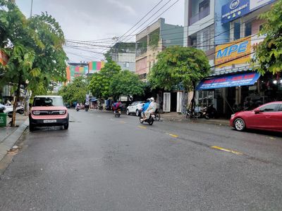 Nhà phố 55 m² · 3 PN · Đường Quang Trung
