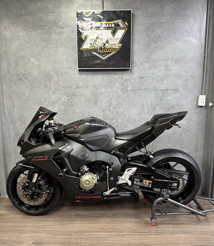Cần bán Honda CBR1000RR 2017 Fireblade xe đẹp. Mua bán Xe máy tại Thành phố Thủ Đức Tp Hồ Chí Minh được đăng bởi Thành nguyễn hình 2