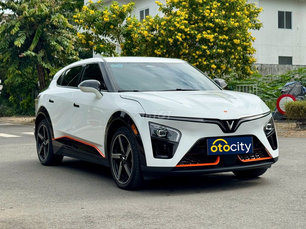 VinFast VF7 Plus 2024 - Trắng - 2v5km - Mua pin. Mua bán Ô tô tại Thành phố Thủ Đức Tp Hồ Chí Minh được đăng bởi OTOCITY hình 8