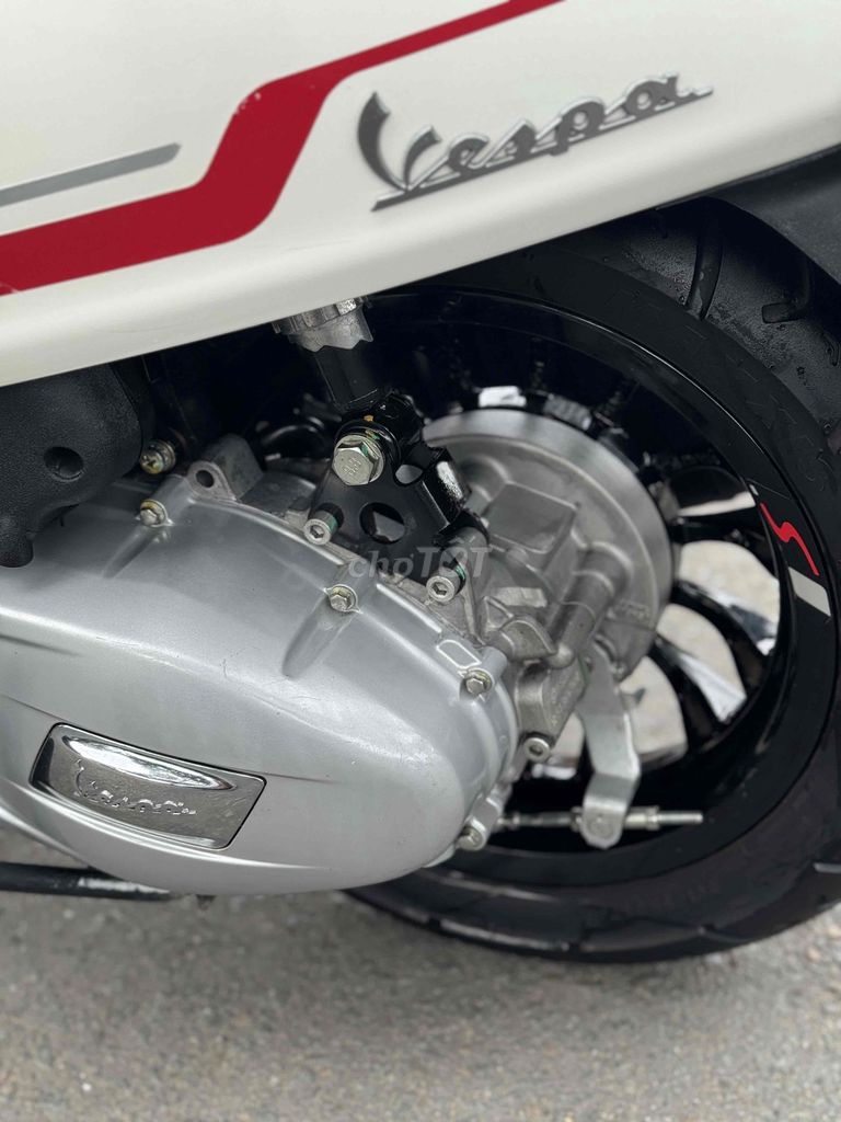 Vespa Sprint 125 2022 Trắng Đen Bản S chính chủ ky. Mua bán Xe máy tại Thành phố Biên Hòa Đồng Nai được đăng bởi Xe Máy Sơn Trung Duy hình 8