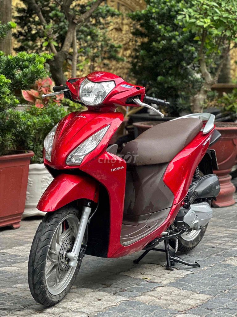 Honda Vision 2018 Đỏ 26000 km. Mua bán Xe máy tại Quận 10 Tp Hồ Chí Minh được đăng bởi a chinh hình 10