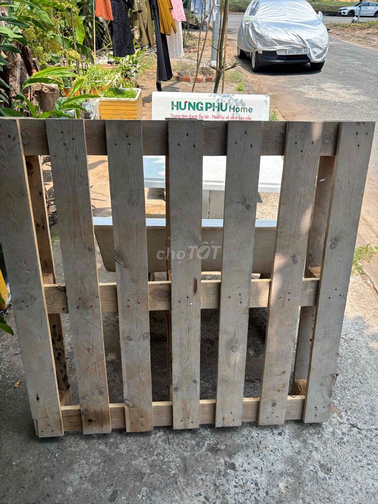 Pallet gỗ tự nhiên Nâu nhạt e còn 6 cái ***. Mua bán Giường, chăn ga gối nệm tại Quận Bình Thuỷ Cần Thơ được đăng bởi Mì Sợi hình 1