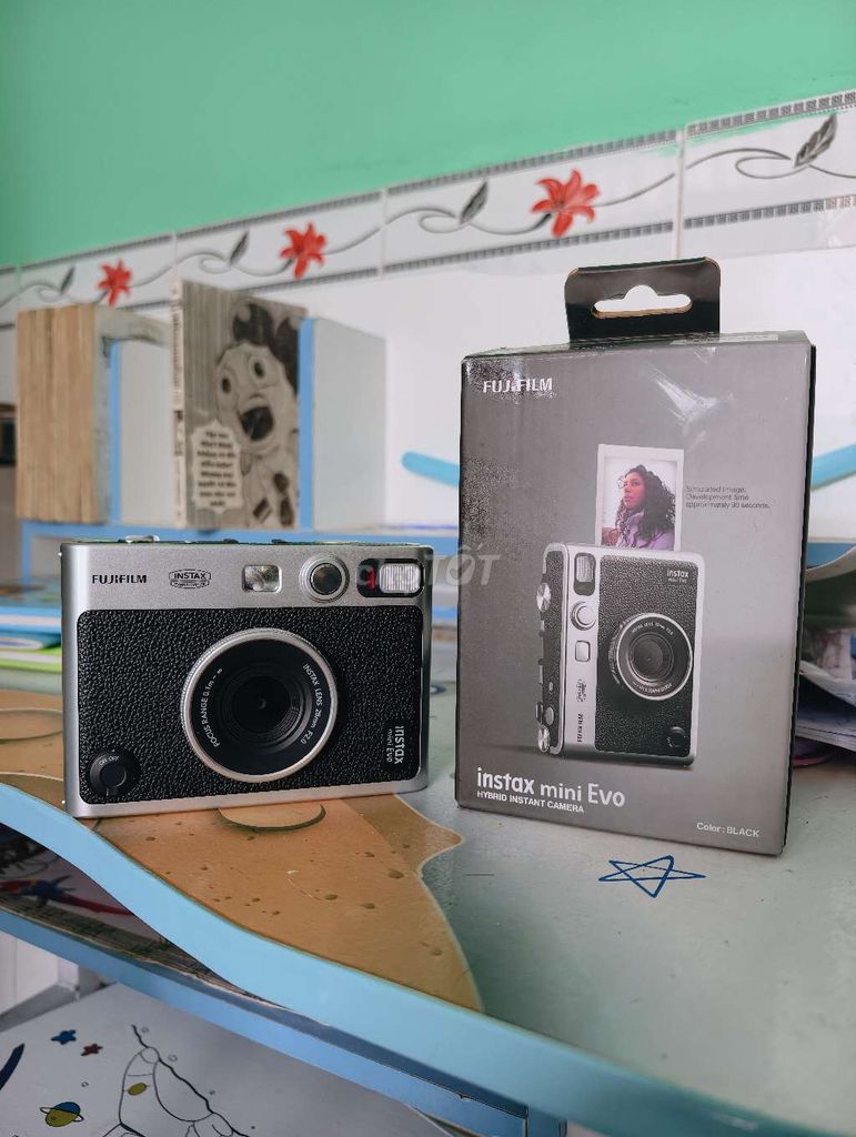 Máy ảnh Fujifilm Instax Mini Evo Đen Like new 99%. Mua bán Máy ảnh, Máy quay tại Huyện Hồng Dân Bạc Liêu được đăng bởi Tuệ Ngô hình 1