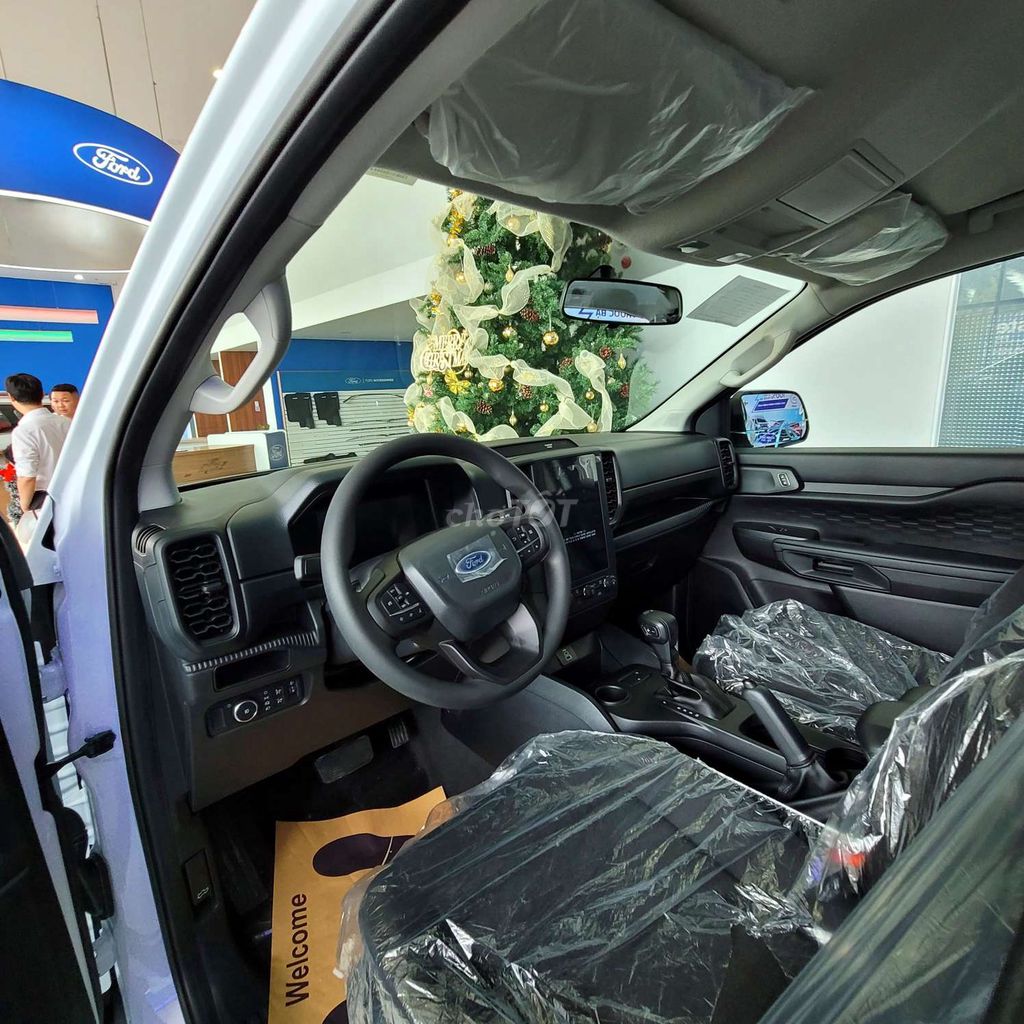 Ford Ranger 2025 - Số tự động 01 cầu Trắng. Mua bán Ô tô tại Huyện Xuân Lộc Đồng Nai được đăng bởi Ford Long Khánh hình 4