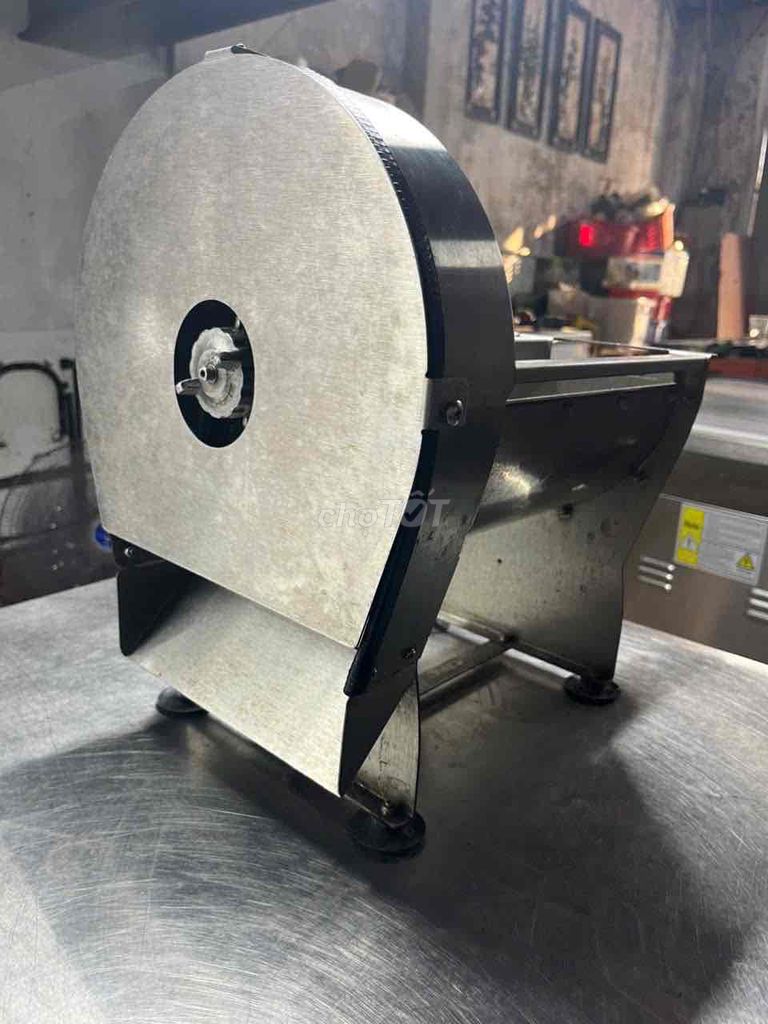 Máy thái rau củ thép không gỉ. Mua bán Bếp, lò, đồ điện nhà bếp tại Huyện Đông Anh Hà Nội được đăng bởi ĐỖ HÙNG LINH hình 1