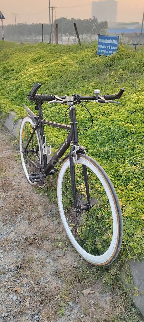Xe đạp Fixed Gear khung nhôm Đen. Mua bán Xe đạp tại Quận Long Biên Hà Nội được đăng bởi Trần Nghi hình 6