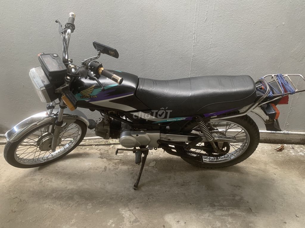 Bán xe Honda Win 100. Mua bán Xe máy tại Quận Long Biên Hà Nội được đăng bởi Phương hình 3