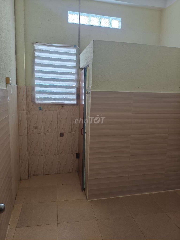 Phòng Trọ Lạc Long Quân 15m2