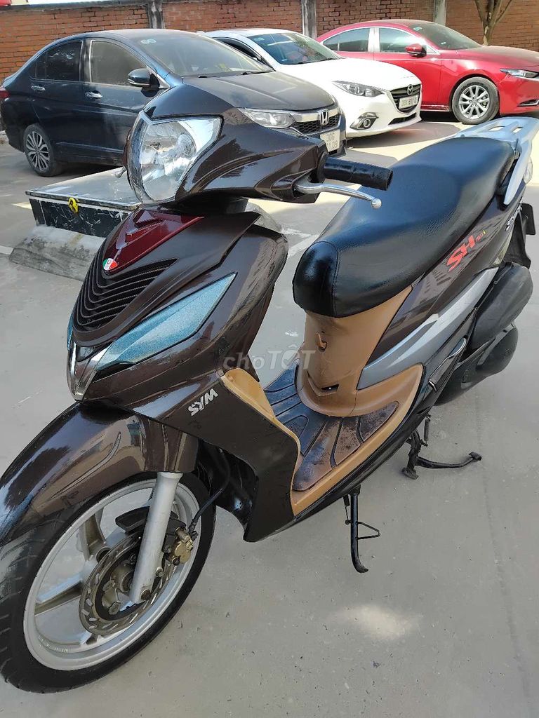 Bán Xe Giống xe sh.còn mới toanh.Chính hãng Sym. Mua bán Xe máy tại Quận Hoàng Mai Hà Nội được đăng bởi thanh hà hình 2