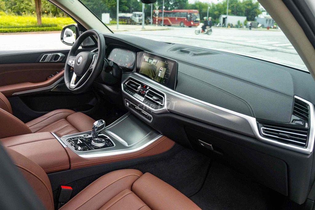 BMW_X5_xDrive40i_xLine Model 2022 Bank 90%. Mua bán Ô tô tại Quận 7 Tp Hồ Chí Minh được đăng bởi PHÁT ĐẠT LUXURY CAR hình 3