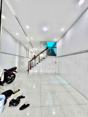 Townhouse 100 m² · 2 bed · Đường Thạnh Xuân 25