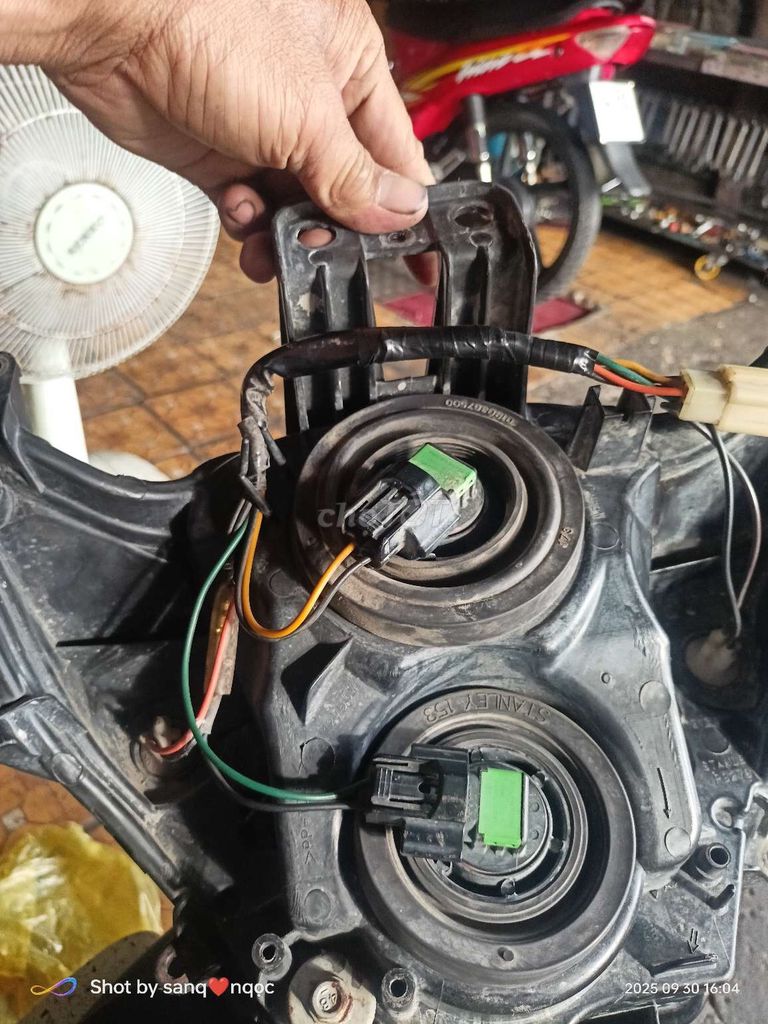 Đèn pha Nouvo 5. Mua bán Phụ tùng xe tại Huyện Tam Bình Vĩnh Long được đăng bởi Tèo  hình 3