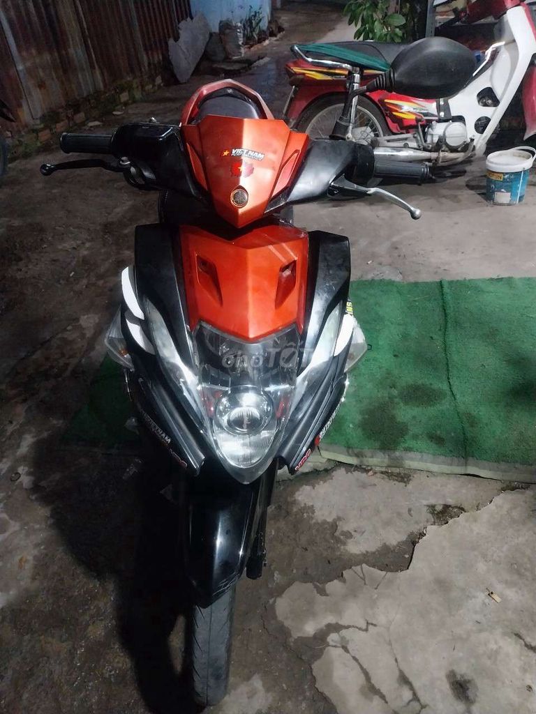 Yamaha Nouvo 5 Cam Đen Tím Đã sử dụng. Mua bán Xe máy tại Thành phố Thủ Đức Tp Hồ Chí Minh được đăng bởi ĐỨC DŨNG SUỐI TIÊN hình 5