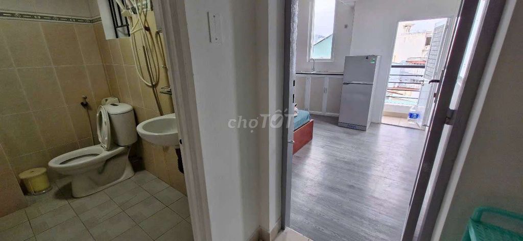 Hình ảnh phòng trọ PHÒNG BAN CÔNG, WC BẾP RIÊNG, ĐỦ NỘI THẤT