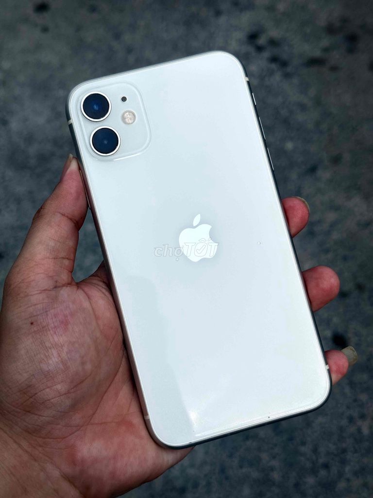 Apple iPhone 11 64GB. Mua bán Điện thoại tại Quận Ninh Kiều Cần Thơ được đăng bởi DTK Mobile Góp Bao Nợ Xấu hình 1