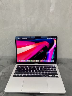 Macbook Pro 2020 i5 8/256/13" 99%