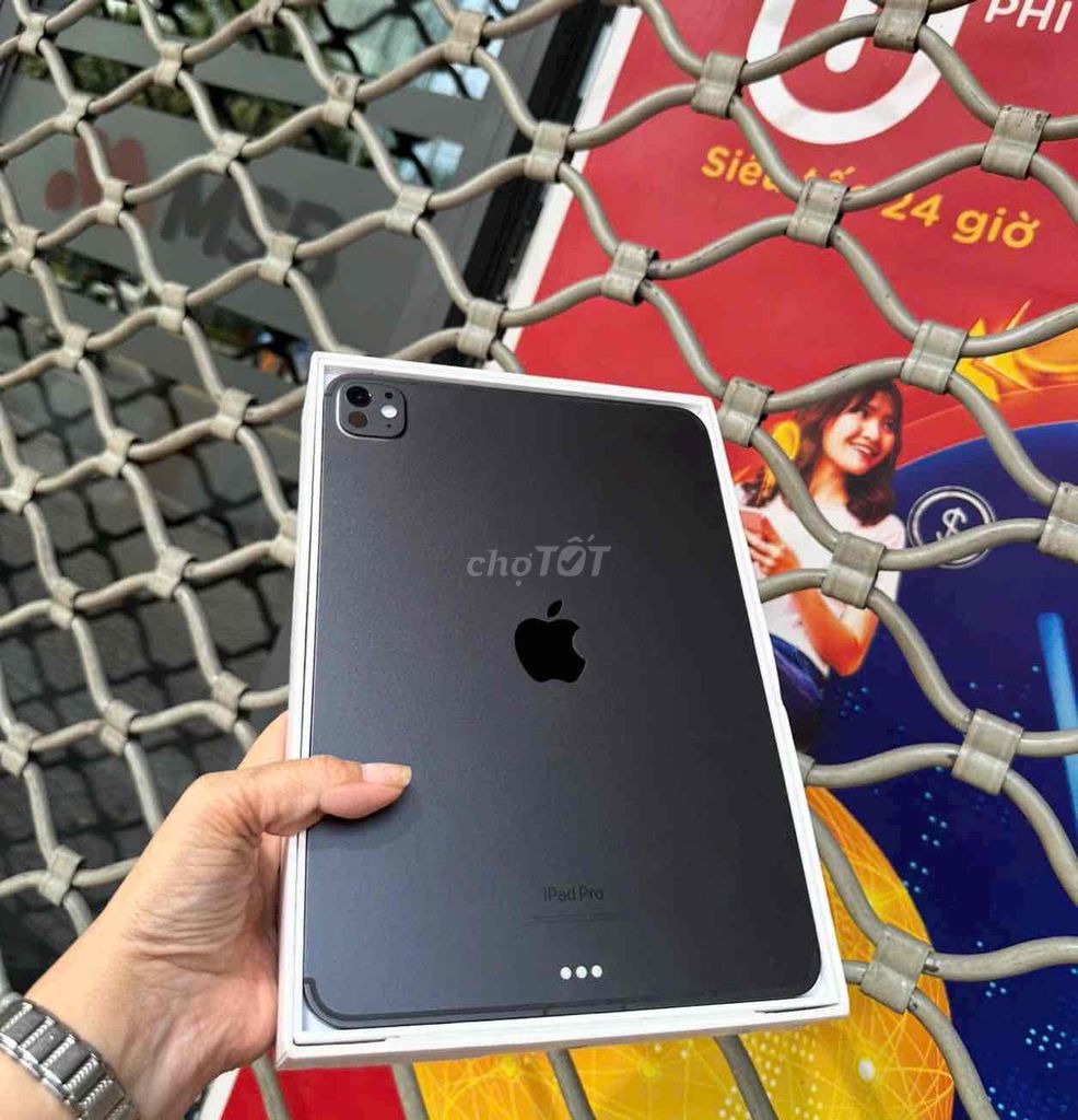 ipadpro M4 13inch đen 256gb +wifi pin100 sạc15 lần. Mua bán Máy tính bảng tại Quận 3 Tp Hồ Chí Minh được đăng bởi Nam Á Mobile hình 1