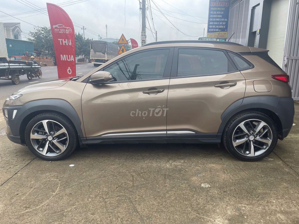 Hyundai Kona 2018 1.6 Turbo - 75000 km. Mua bán Ô tô tại Thành phố Buôn Ma Thuột Đắk Lắk được đăng bởi Tên chưa cung cấp hình 2