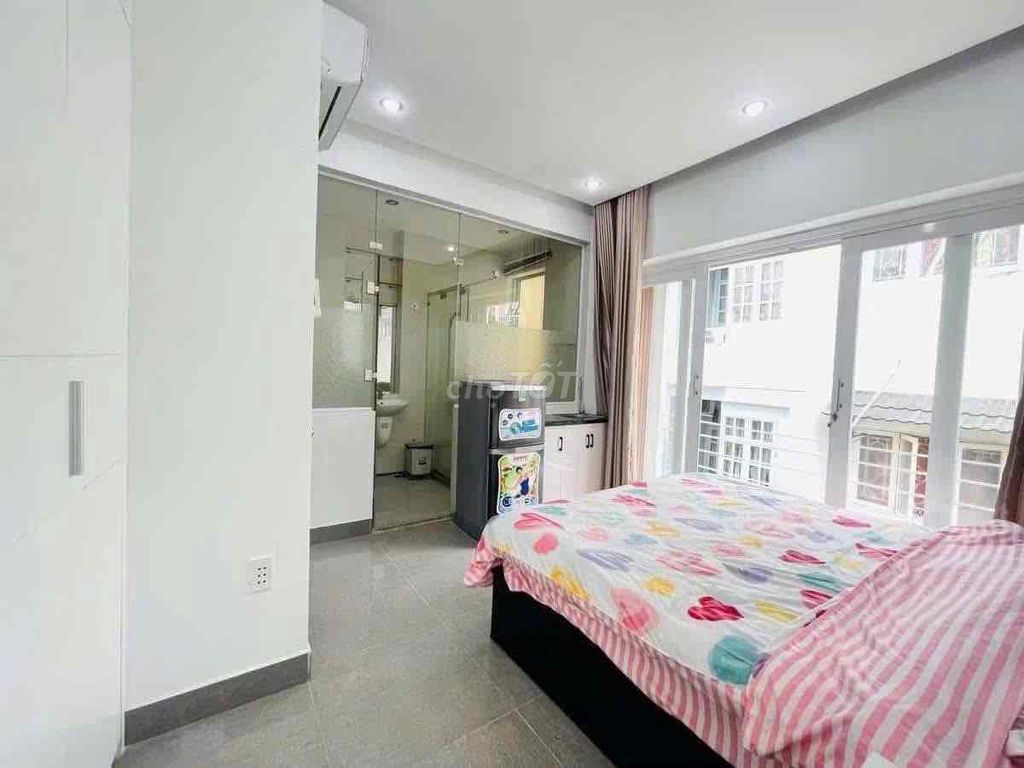 STUDIO BAN CÔNG - DÁ MỀM NHẤT TRUNG TÂM Q3