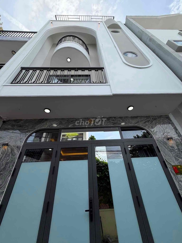 Rent · 3 bd · 53 м² · Quận Hải Châu, ул. Đường Trưng Nữ Vương