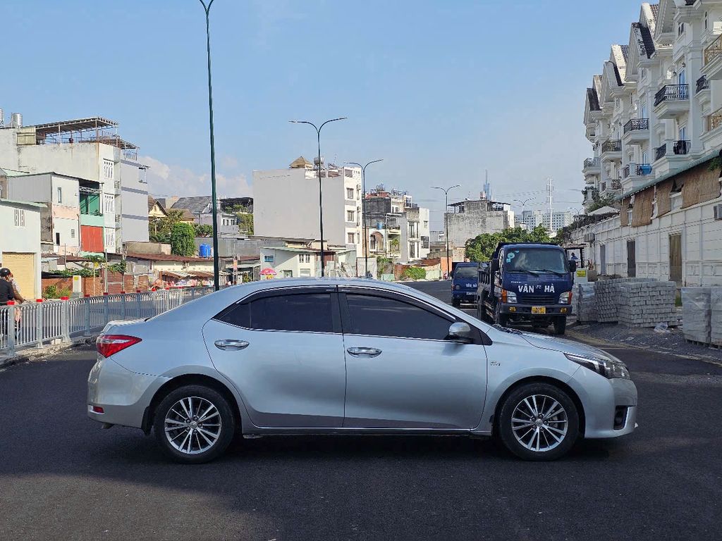 Bán Nhanh XeToyota Corolla Altis 2014 1.8G Bạc. Mua bán Ô tô tại Quận Gò Vấp Tp Hồ Chí Minh được đăng bởi Chợ Xe Ô Tô 362 Xe Chất uy Tín hình 9
