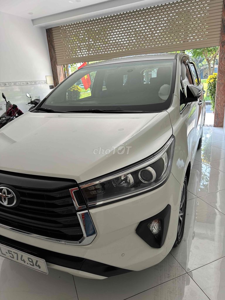 Toyota Innova 2020 2.0G - 36000 km màu trắng Ngọc