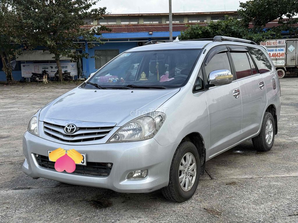 Nhà đổi xe Toyota Innova 2009 - inova 7 chỗ mới95%