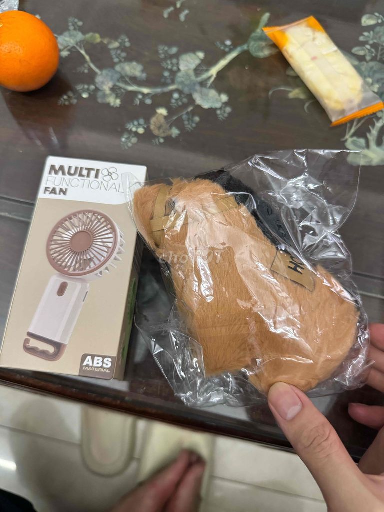 Quạt cầm tay mini ABS và móc khoá ngựa. Mua bán Quạt tại Quận Ba Đình Hà Nội được đăng bởi Đoàn Dương hình 1