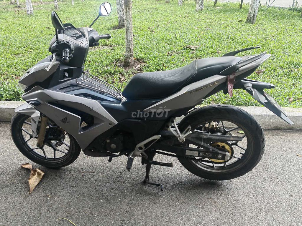 Honda Winner X серая 73 355 км