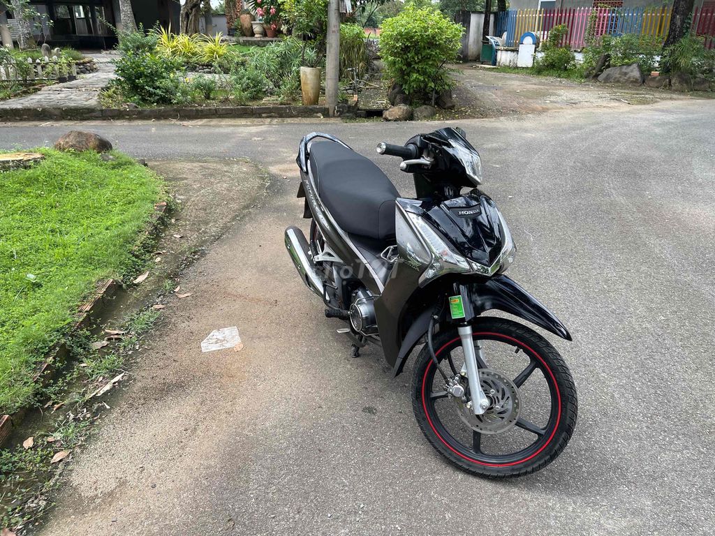 bán future led 2021 còn rat mới. Mua bán Xe máy tại Huyện Trảng Bom Đồng Nai được đăng bởi giàu hình 7