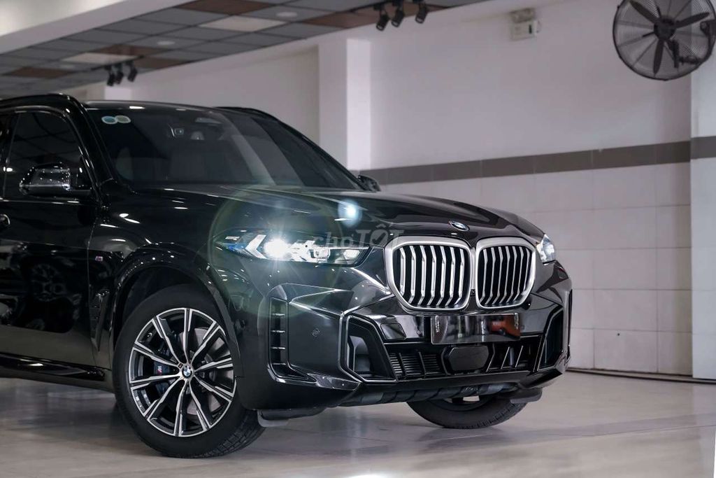 BMW X5 2023 xdrive40i M Sport LCI 12.000km Đen. Mua bán Ô tô tại Quận 7 Tp Hồ Chí Minh được đăng bởi Hoàn Lee Xe Lướt hình 3