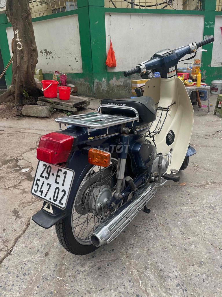 cần bán xe 82, hơi 90. đẹp, nguyên zin. Mua bán Xe máy tại Quận Nam Từ Liêm Hà Nội được đăng bởi Khanh Duy hình 8