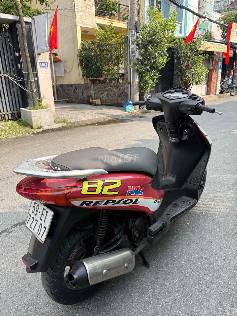 DYLAN 2002 gtdd bstp máy móc êm bao tranh chấp. Mua bán Xe máy tại Quận Gò Vấp Tp Hồ Chí Minh được đăng bởi Thành Tuân hình 6