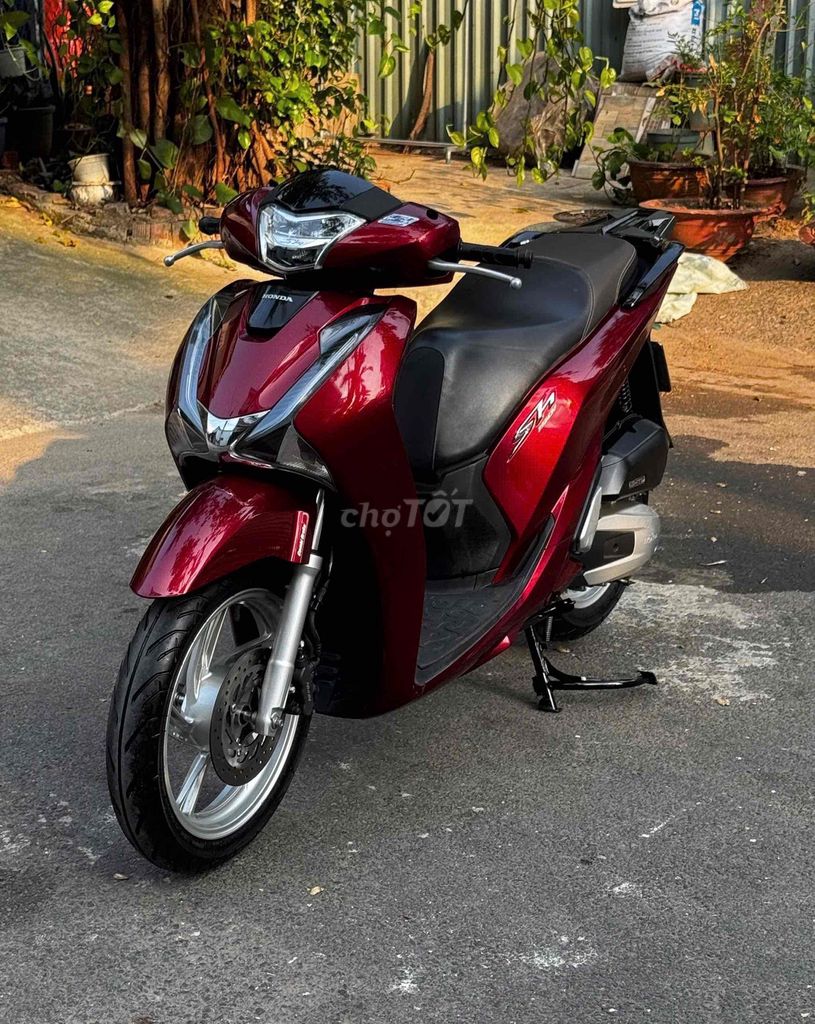 Honda SH 150i Красный конец 2018, 1 владелец