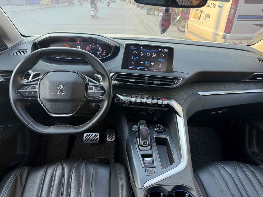 Peugeot 3008 2020 Allure 1.6 AT 74.000Km. Mua bán Ô tô tại Quận 12 Tp Hồ Chí Minh được đăng bởi A Quý hình 6