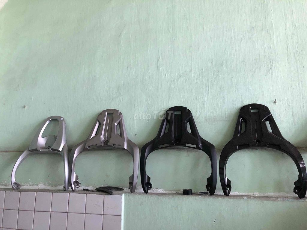 cản sau tay ga sh việt nam.cặp kiếng sh ý 2010 zin. Mua bán Phụ tùng xe tại Quận 11 Tp Hồ Chí Minh được đăng bởi xe máy phụng vĩ  hình 1