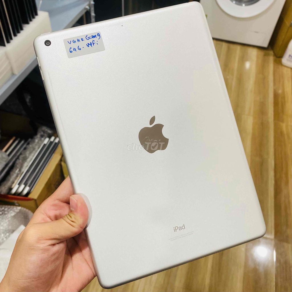 iPad Gen 9 64GB Wifi màu Silver Máy 97% Pin 80%