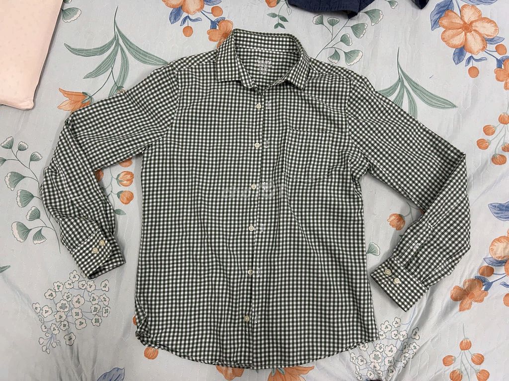 Áo sơ mi caro xanh rêu Blue Exchange Nam Size M. Mua bán Quần áo tại Quận Tân Phú Tp Hồ Chí Minh được đăng bởi Steven hình 1