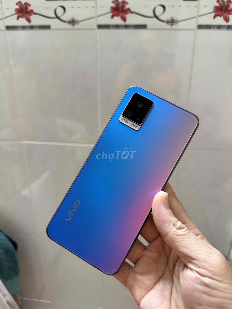 Vivo V20 xanh tím 8GB/128GB Snap 720G pin trâu. Mua bán Điện thoại tại Quận Bình Tân Tp Hồ Chí Minh được đăng bởi Tuấn Kiệt hình 1