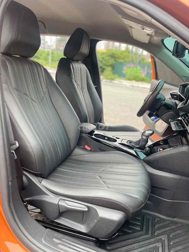 Peugeot 2008 2021 GT Line 1.2 AT - 50000 km. Mua bán Ô tô tại Quận Nam Từ Liêm Hà Nội được đăng bởi Tiến thoả xe chất hình 6