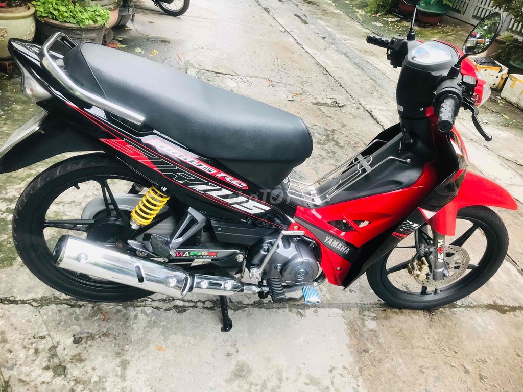 Cần bán chiếc xe 50cc 2017 mẩu Sỉuus còn mới