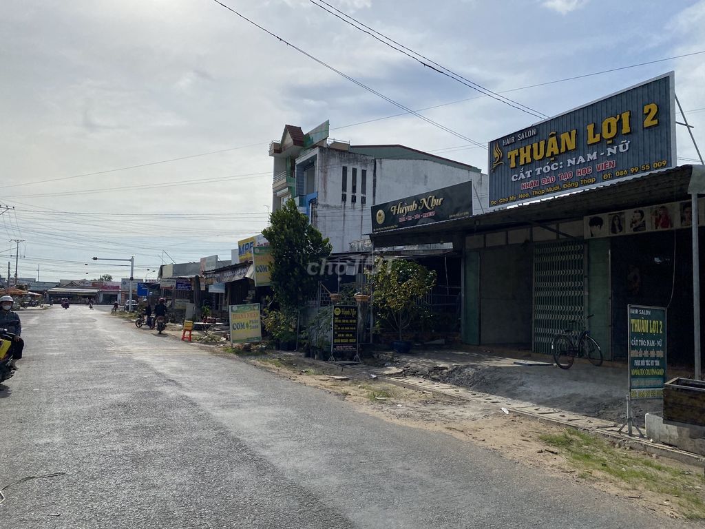 Bán nhà mặt tiền chợ Mỹ Hoà. Mua bán Nhà ở tại Huyện Tháp Mười Đồng Tháp được đăng bởi Gia Thế hình 3