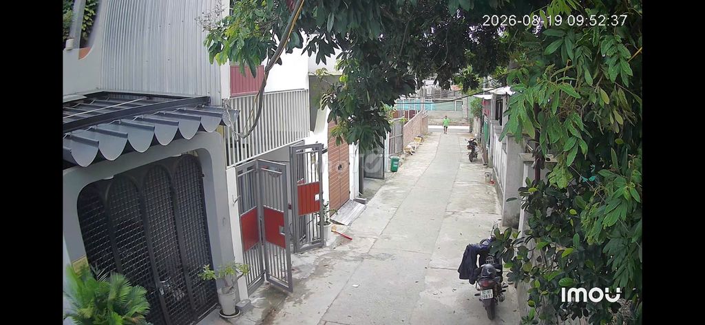 Nhà 2,5 Tầng Kiệt Ô Tô Tô Hiệu bên hông trường Tiểu học