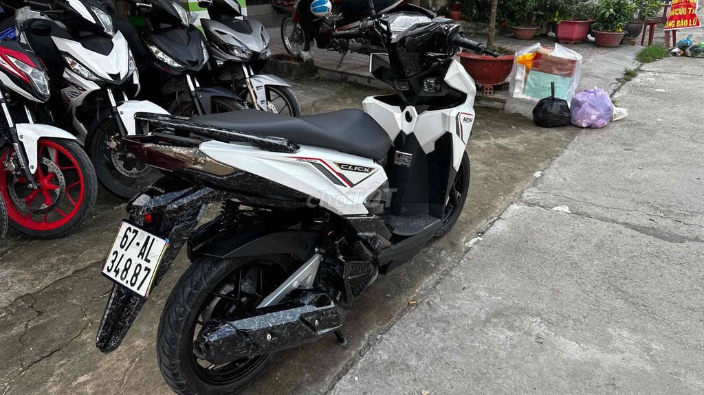 Honda Click thái 2015 trắng đen ( hỗ trợ góp ). Mua bán Xe máy tại Huyện Chợ Mới An Giang được đăng bởi Cửa hàng xe Thiên Phước 2 hình 6