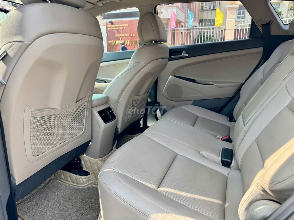 Huyndai Tucson đời xe: 2019 Số tự động 1.6 Turbo. Mua bán Ô tô tại Huyện Hóc Môn Tp Hồ Chí Minh được đăng bởi Mr Nhựt chuyên xe hơi lướt chuẩn Toyota Sure hình 9