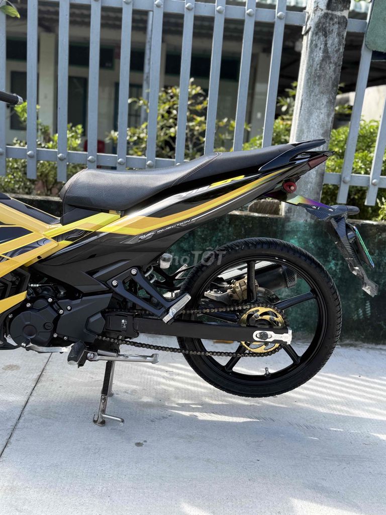 Yamaha Exciter 150 Vàng đen Zin êm. Mua bán Xe máy tại Huyện Bến Lức Long An được đăng bởi Xe Máy Trung Toán hình 12