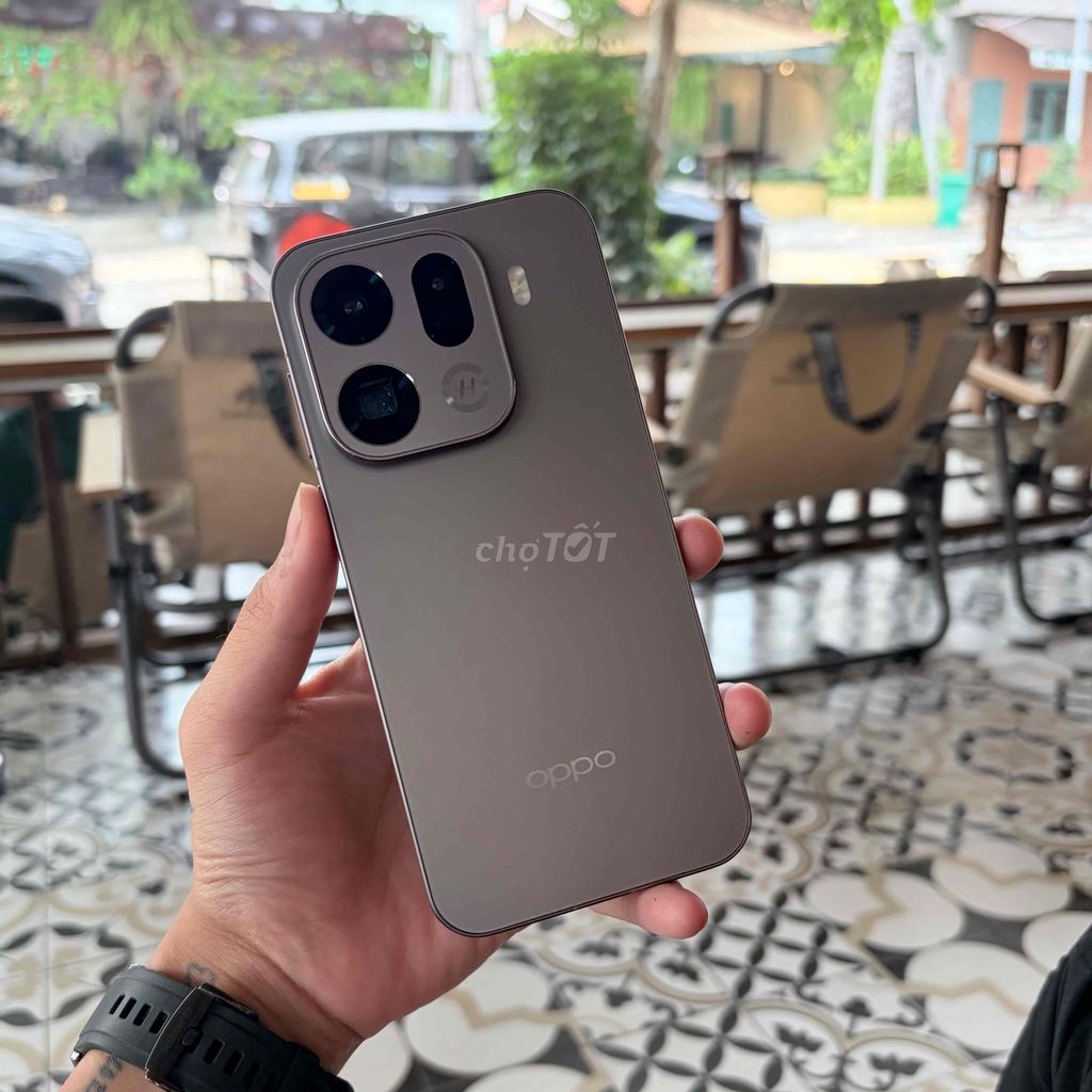 Oppo Find X9 Pro 512GB Xám 99%. Mua bán Điện thoại tại Thành phố Thuận An Bình Dương được đăng bởi Trọng Namm hình 1