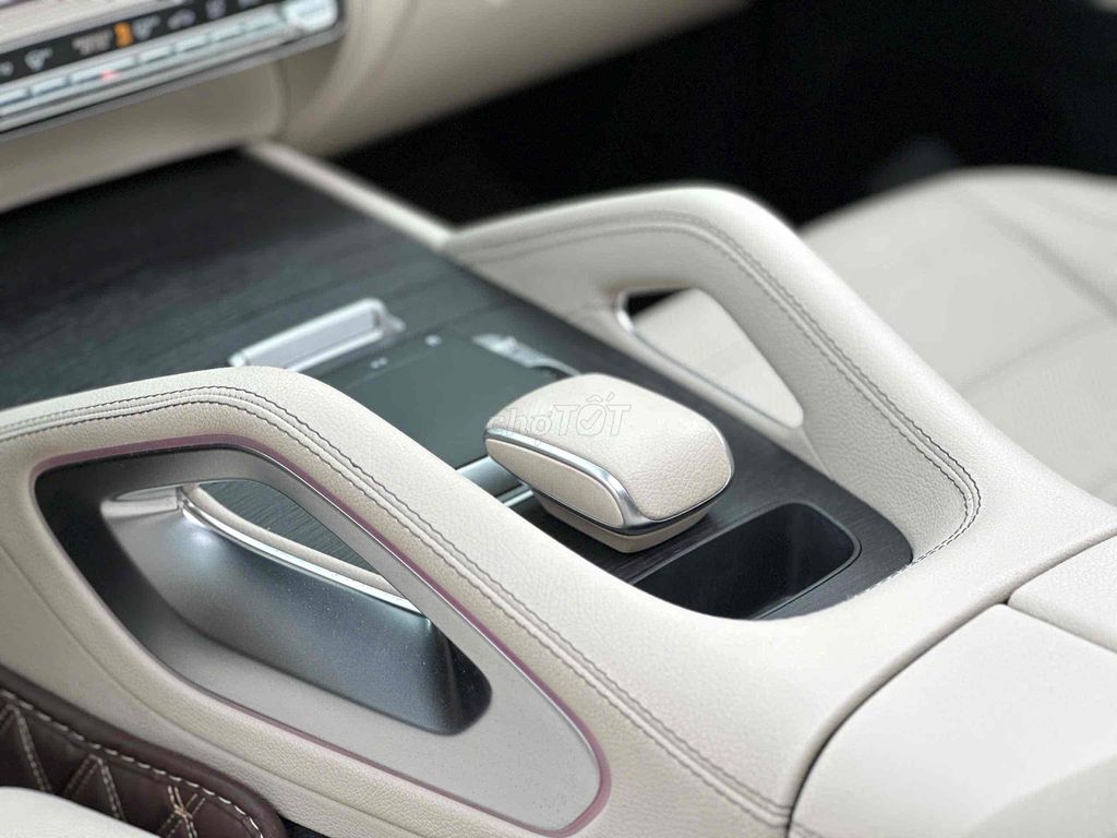 Mercedes Benz GLE Class 2020 GLE 450 4Matic 7 chỗ. Mua bán Ô tô tại Quận Cầu Giấy Hà Nội được đăng bởi Nguyễn Thế Dũng hình 8