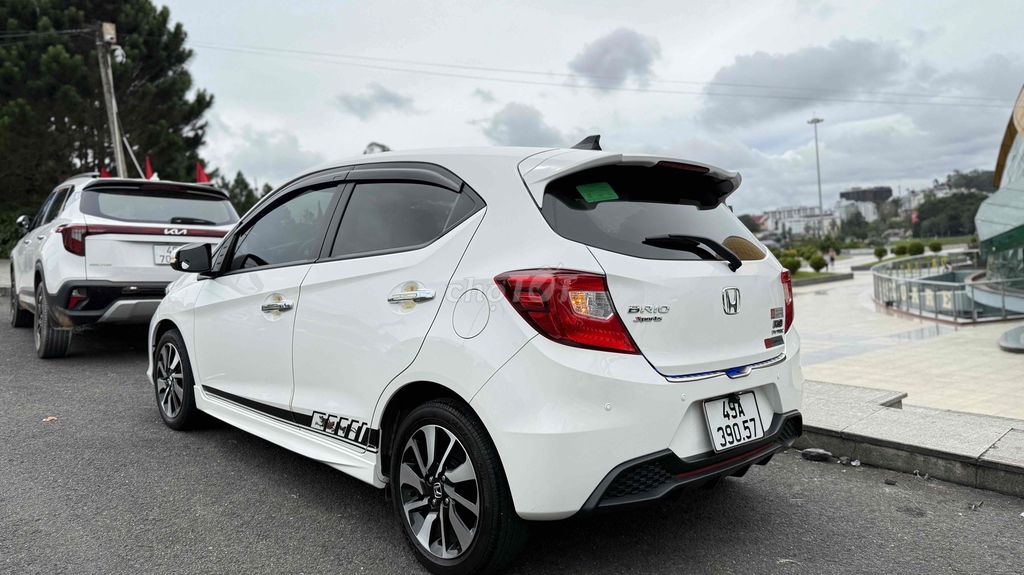 Honda Brio bản RS 2021. Một đời chủ mua mới. Mua bán Ô tô tại Thành phố Đà Lạt Lâm Đồng được đăng bởi Nguyễn Linh Bảo hình 4